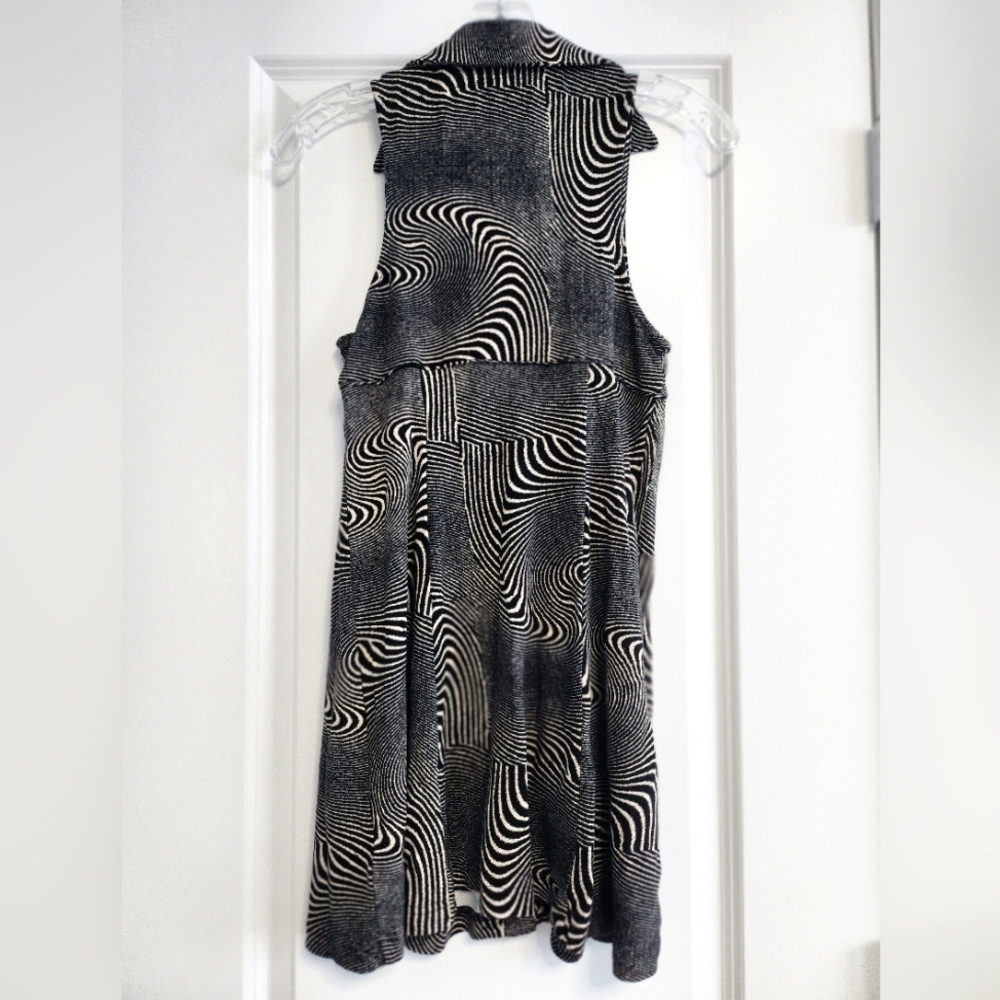 Urban Outfitters Black and Tan Tia Knit Mini Dress Size Small Petite - Picture 3 of 5